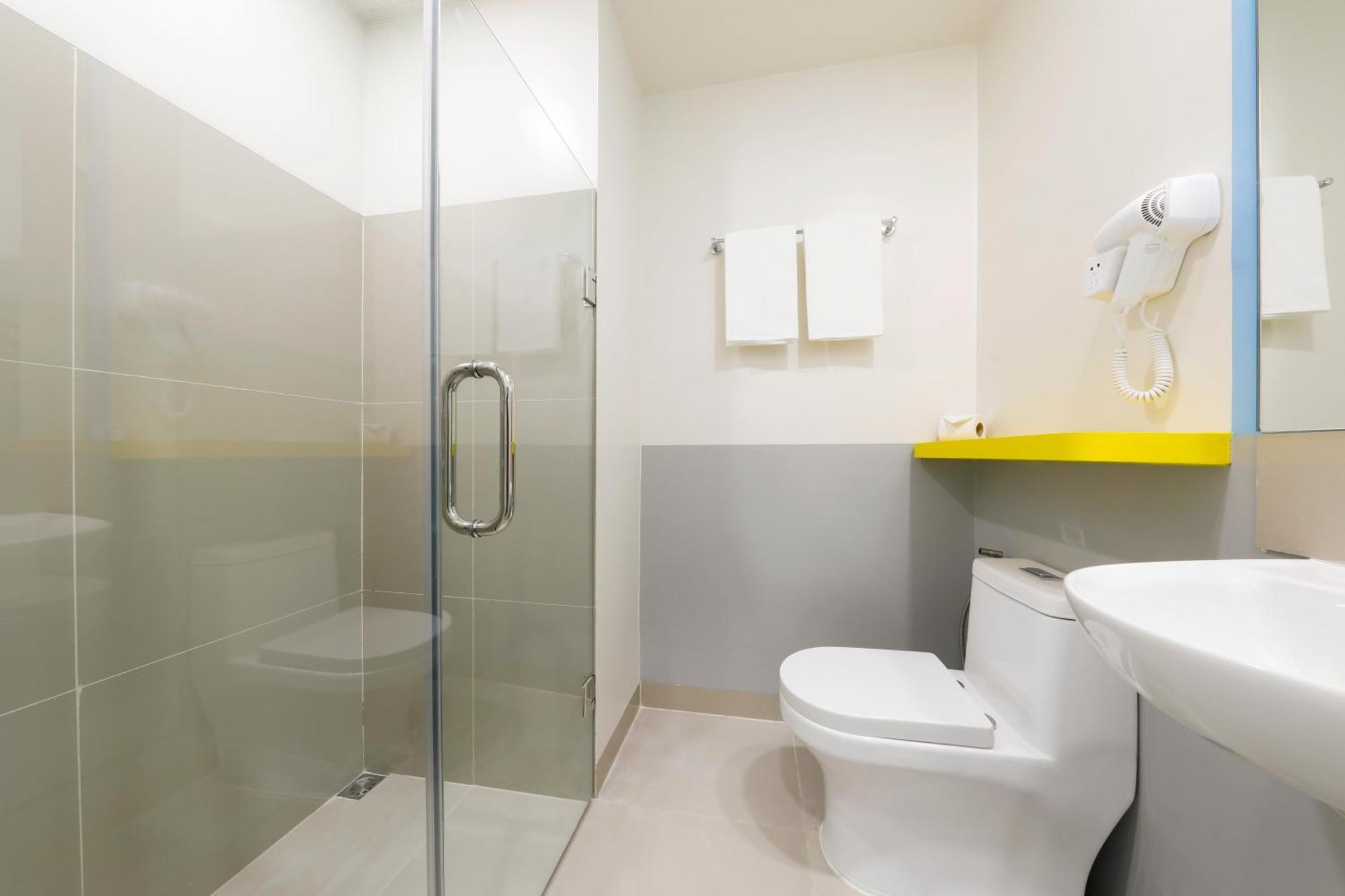 Hop Inn Hotel Davao Ngoại thất bức ảnh